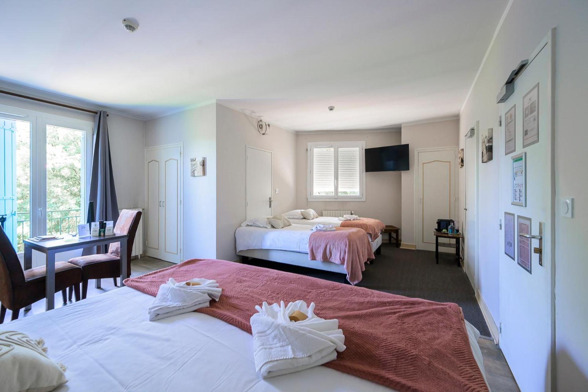 Hotel De La Beauronne Chancelade ภายนอก รูปภาพ